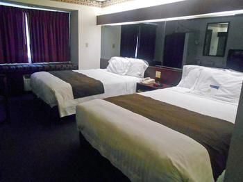 Motel 6 - Savannah