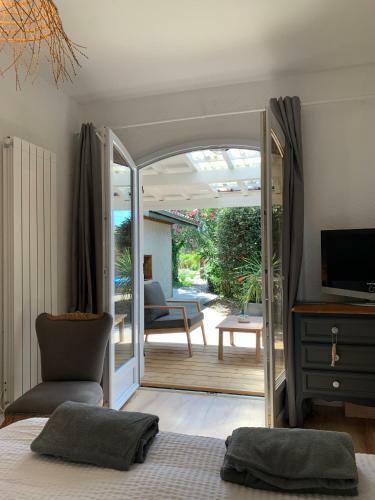 Bed & Breakfast Villa-arestel Chambres & Table D'h�tes