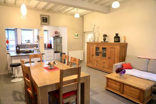 Maison de 4 Chambres Avec Terrasse Et Wifi A Arques La Bataille