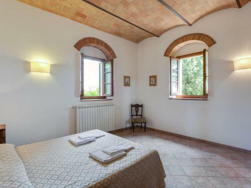 Cozy Apartment In Barberino Val D'elsa With Private Pool