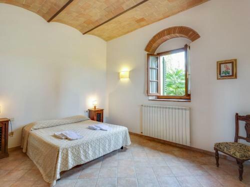 Cozy Apartment In Barberino Val D'elsa With Private Pool
