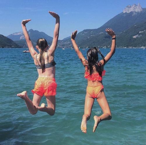 Annecy Lakeside Cabin
