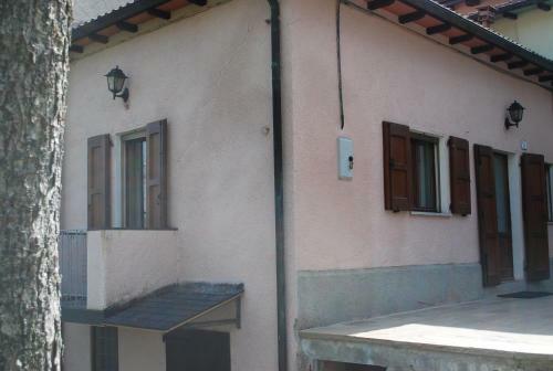 Casa Rosa Sull'appennino Tosco Emiliano