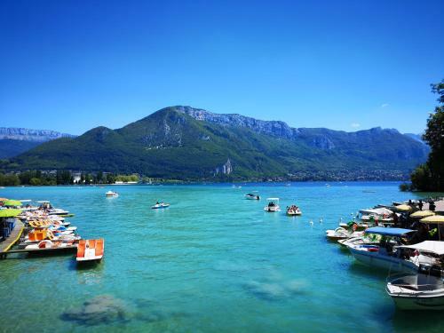 Les Villas Des Tresoms Lake & Spa Resort