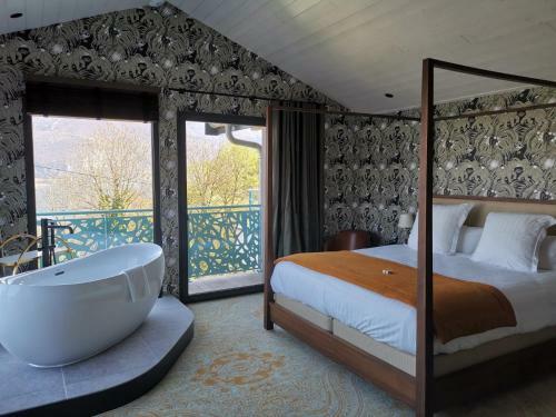 Les Villas Des Tresoms Lake & Spa Resort