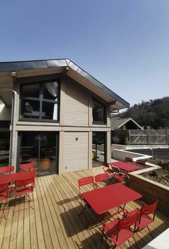 Les Villas Des Tresoms Lake & Spa Resort
