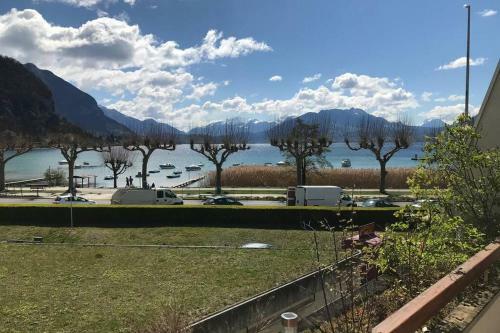 Apartamento Chez Jacques - Terrasse Avec Vue Lac Et Montagne