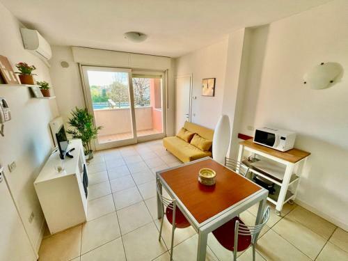 Apartment With Free Parking Near The Center