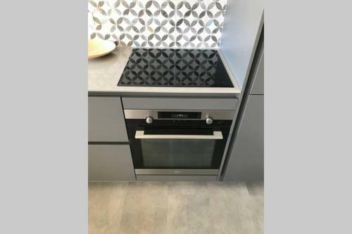Apartamento La Siesta, Vue Montagne, Centre Ville, Balcon