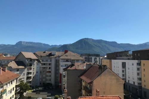 Apartamento La Siesta, Vue Montagne, Centre Ville, Balcon