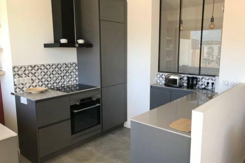 Apartamento La Siesta, Vue Montagne, Centre Ville, Balcon