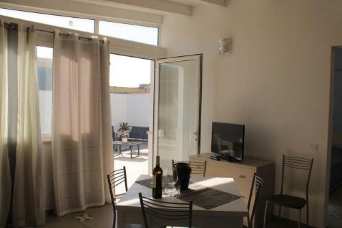 Apartamento Mansarda Con Terrazza A 50 Metri Dal Mare