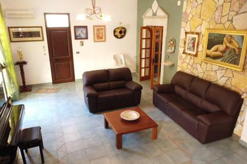 Apartamento Casa 250mq Con Giardino Vicina Al Centro E Al Mare