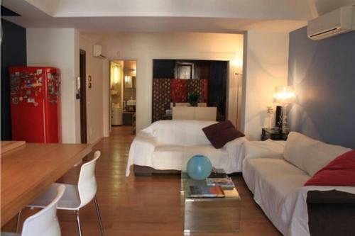 Luxurious Apartment Close To Sea