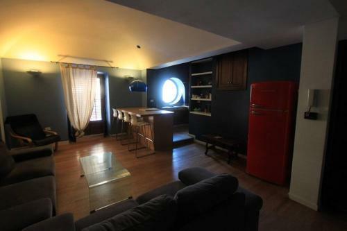 Luxurious Apartment Close To Sea