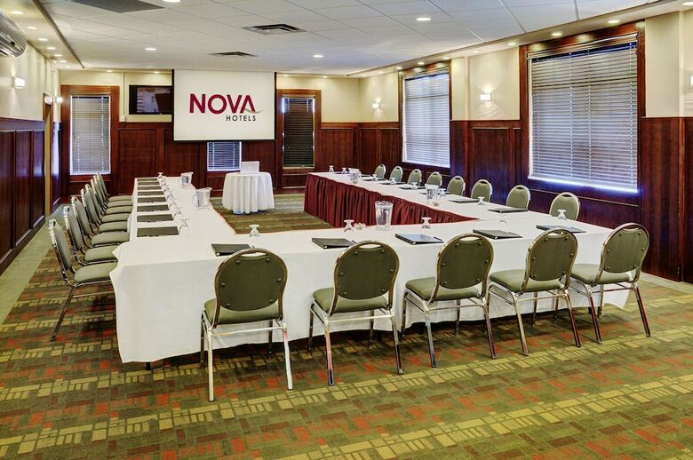 Hotel Chateau Nova Kingsway