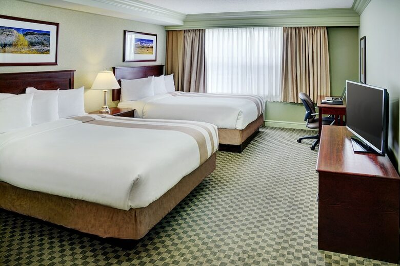Hotel Chateau Nova Kingsway