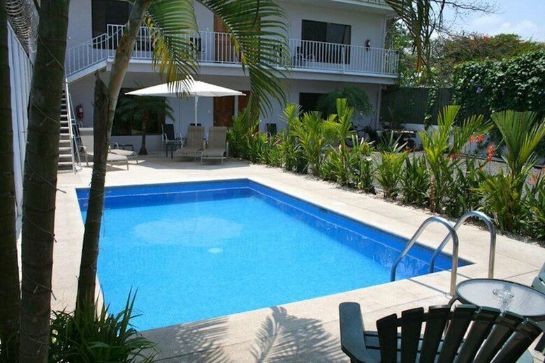 Tuanis Aparthotel