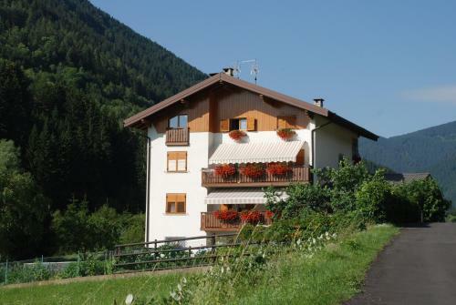 Apartamento Casa Aurora -altopiano Di Pin�