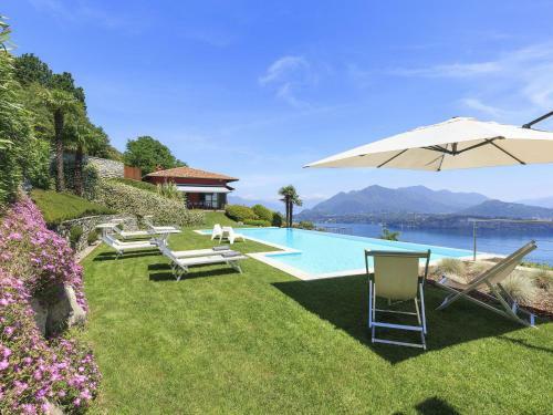 Villa Falcone 3 Bedrooms 6 Pax