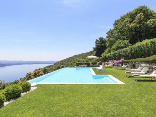 Villa Falcone 3 Bedrooms 6 Pax