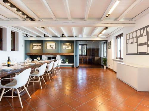 Villa Falcone 3 Bedrooms 6 Pax