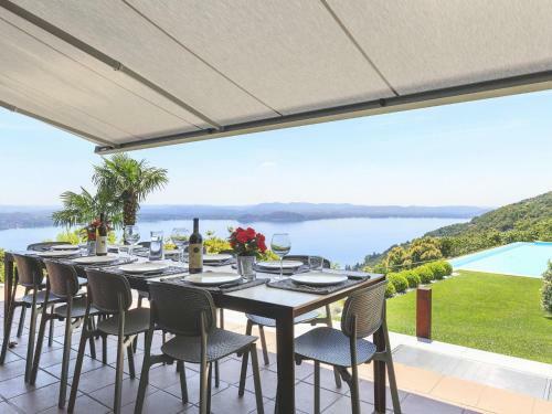 Villa Falcone 5 Bedrooms 10 Pax