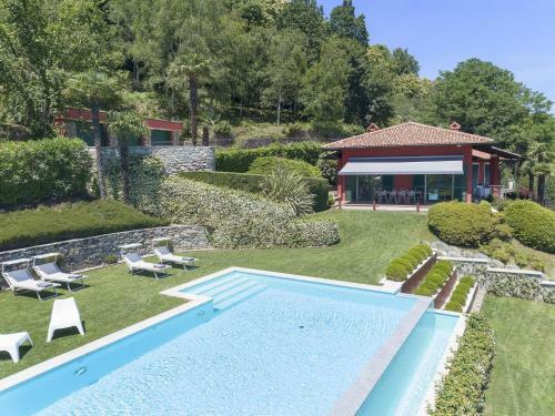 Villa Falcone 5 Bedrooms 10 Pax