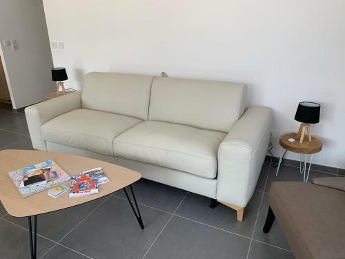 Apartamentos � Pure
