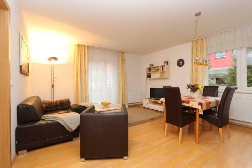 Apartamento Ferienhaus Ahorn Mit Garten In Zinnowitz