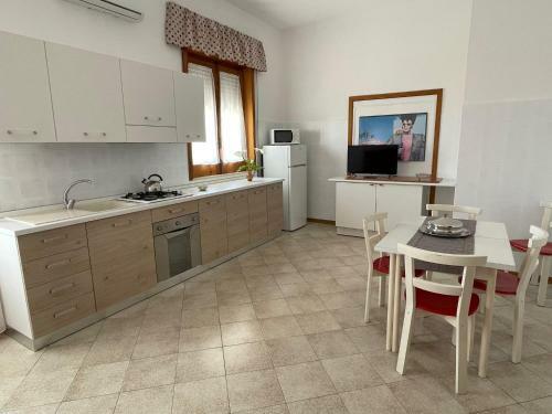 Confetti Di Mandorla Beach House