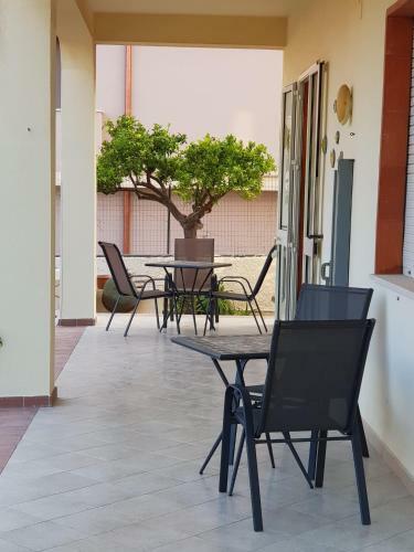 Confetti Di Mandorla Beach House