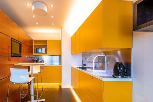 Apartment For Two People Facing The Lake