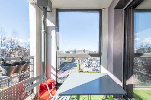 Apartment For 2 Close To Shops And 600 M From The Lake