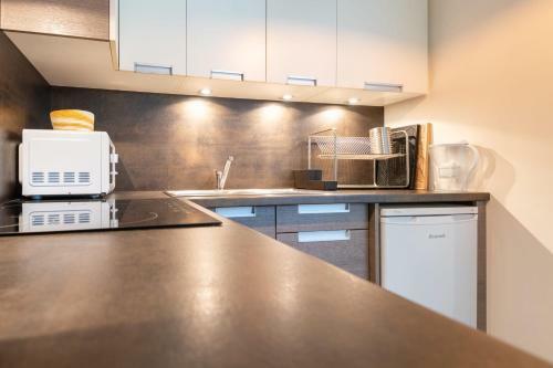 Apartment For 2 Close To Shops And 600 M From The Lake