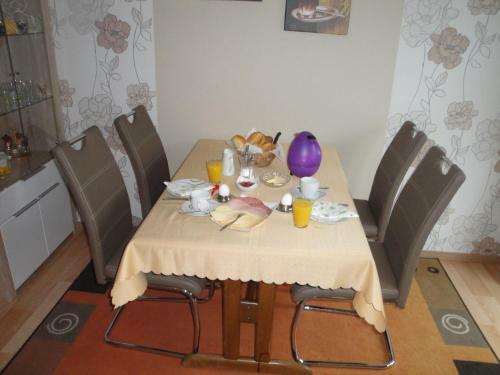 Hostal G�stehaus Andrea Blatt