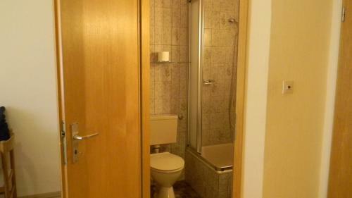 Bed & Breakfast Gastehaus Am Calmont