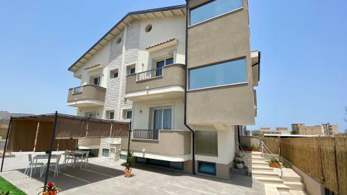 Avola My House B&B