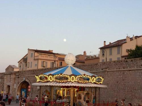 Bijou Apartment In Safranier - Old Town Antibes