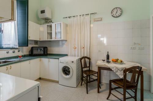 Casa Munaf� Near The Sandy Beach