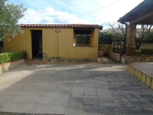 Hostal Garden Rooms Avola Antica