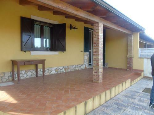 Hostal Garden Rooms Avola Antica