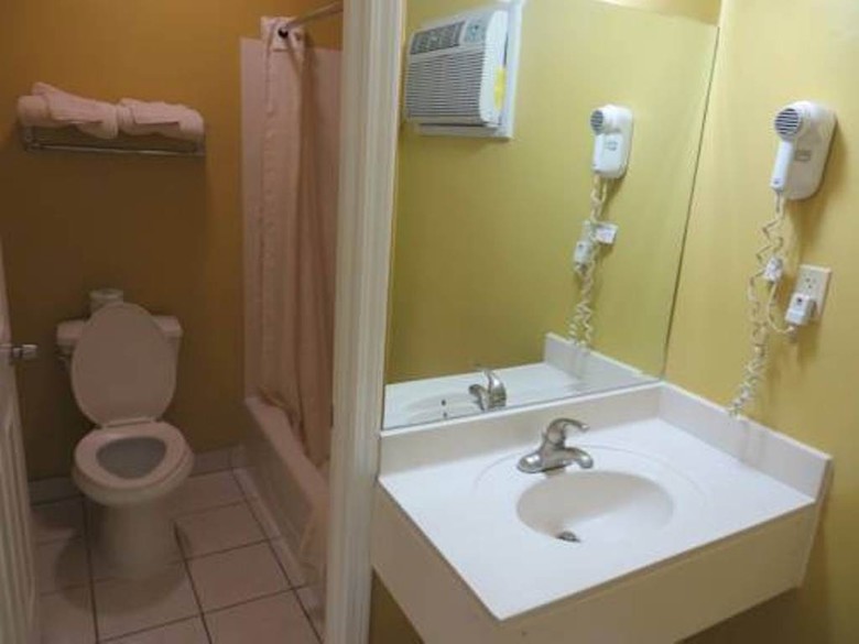 Friendship Motor Inn
