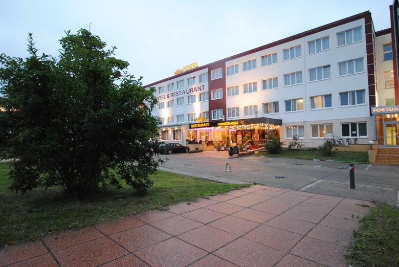 Aga's Hotel