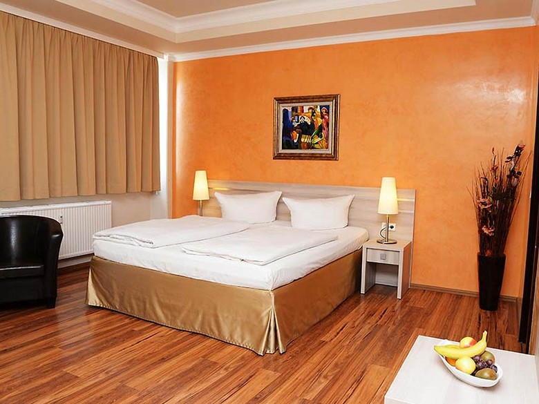Aga's Hotel