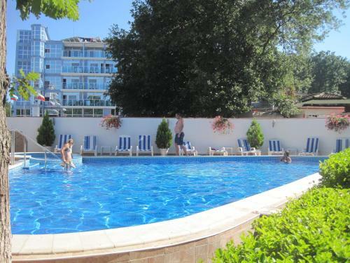 Hotel Lotos