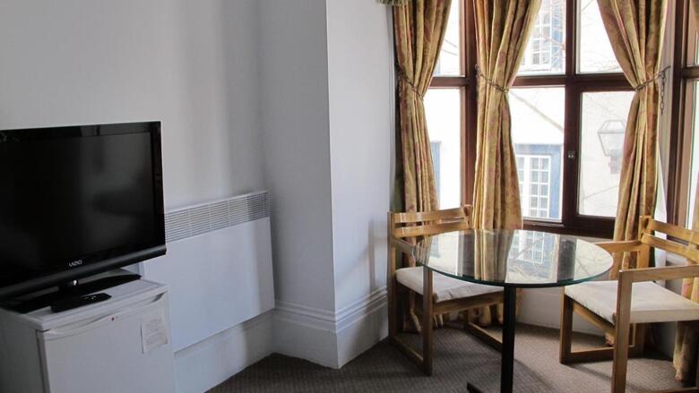 Hotel Au Petit H�tel