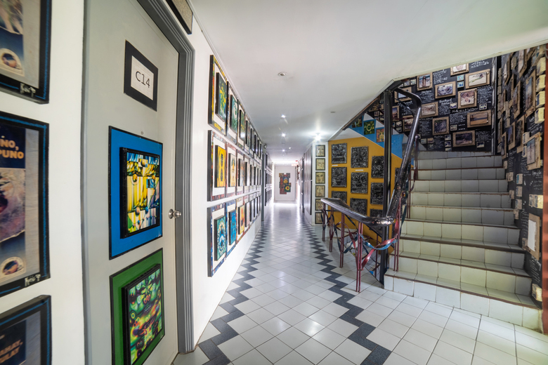 Ponce Suites Gallery Hotel