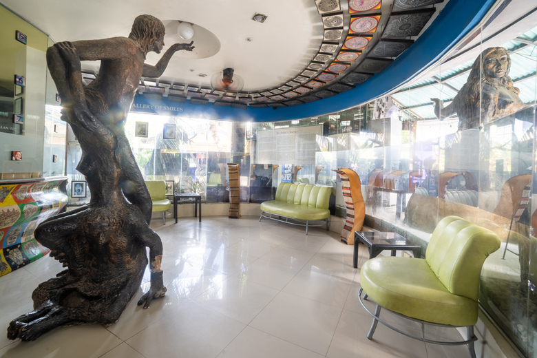 Ponce Suites Gallery Hotel