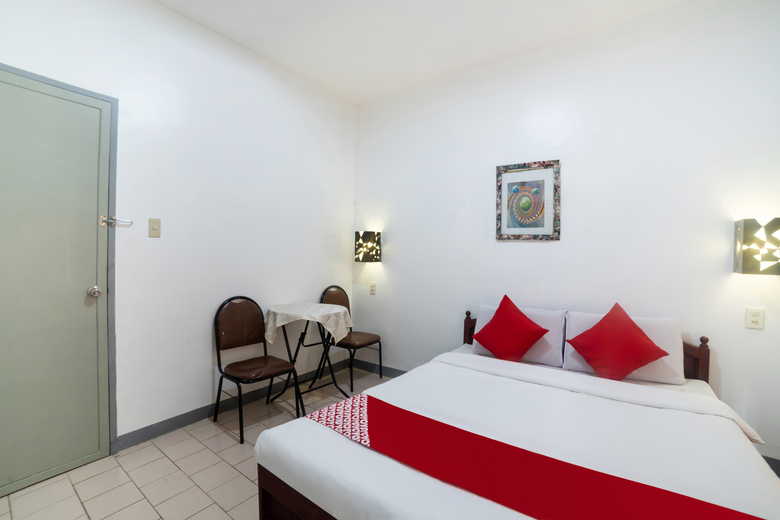 Ponce Suites Gallery Hotel